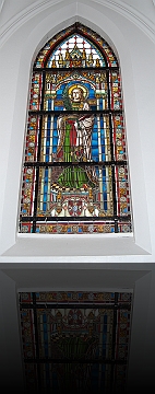 St Antonius glasraam in de kerk 2